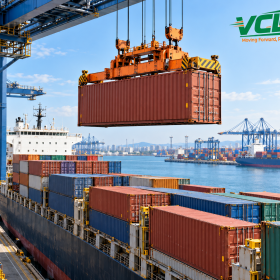 Vận Chuyển Hàng Container Đường Biển: Chọn Cont Và Đóng Hàng